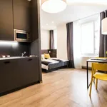 Rent 1 bedroom apartment of 40 m² in Prague