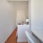 Rent 11 bedroom apartment in Lisbon