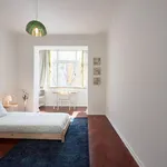 Rent 7 bedroom apartment in Lisbon