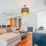 Rent 3 bedroom house of 150 m² in Lisbon