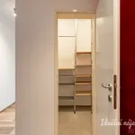 Rent 3 bedroom apartment in Praha 10