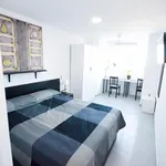 Rent 4 bedroom apartment in Valencia