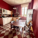 Rent 5 bedroom apartment of 165 m² in Brescia