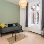 Rent a room of 220 m² in berlin