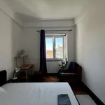 Rent a room in lisbon