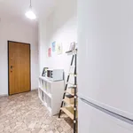 Rent a room of 113 m² in Milan