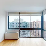 Rent 1 bedroom apartment of 60 m² in New York