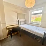 Rent 4 bedroom house in South East England