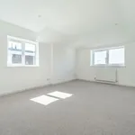 Rent 4 bedroom house in Berkshire