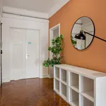 Rent 5 bedroom apartment in Lisbon