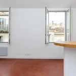 Rent 3 bedroom apartment of 48 m² in Marseille