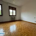 Rent 3 bedroom house of 99 m² in Milan