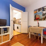 Rent 1 bedroom apartment of 40 m² in Lisbon