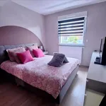 Rent 4 bedroom house of 116 m² in Thumeries