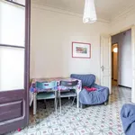 Rent a room of 110 m² in barcelona