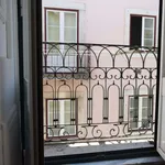 Rent 3 bedroom apartment of 35 m² in Lisboa