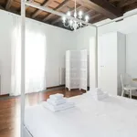 Rent 4 bedroom apartment of 150 m² in rome