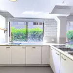 Rent 3 bedroom apartment in Mooloolaba