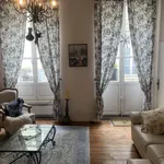 Rent 2 bedroom apartment of 47 m² in Bordeaux