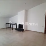 Rent 5 bedroom house of 100 m² in Taranto