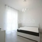 Rent 2 bedroom apartment of 62 m² in Milano