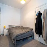 Rent 4 bedroom flat in West Midlands