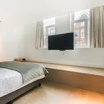 Huur 3 slaapkamer appartement van 165 m² in Oude Pijp