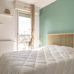 Rent a room of 93 m² in Nantes