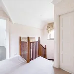 Rent 4 bedroom house in South East England