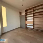 Affitto 4 camera casa di 125 m² in Milan