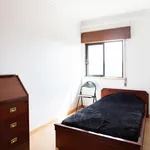 Rent 3 bedroom apartment in Lisbon