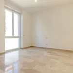 Rent 3 bedroom apartment of 103 m² in Seregno