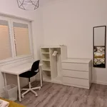 Rent 4 bedroom apartment in Lisbon