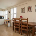 Rent 2 bedroom flat of 797 m² in Windsor