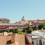 Rent 2 bedroom apartment of 1206 m² in Lisbon