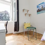 Rent 3 bedroom apartment in Prague