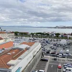 Rent a room of 120 m² in lisbon