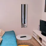 Rent 3 bedroom apartment of 37 m² in Bayonne