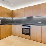 Rent 3 bedroom flat in London