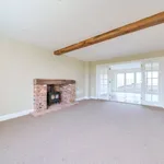 Rent 4 bedroom house in Suffolk