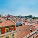 Rent 3 bedroom apartment of 100 m² in Lisbon