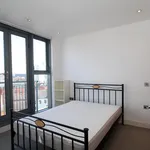 Rent 2 bedroom flat in Nottingham