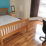 Rent 6 bedroom flat in Wales