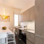 Rent 1 bedroom apartment of 80 m² in milan