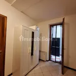 Affitto 3 camera appartamento di 60 m² in Desenzano del Garda