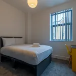 Rent 1 bedroom flat in Swansea