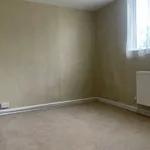 Rent 2 bedroom flat in South East England