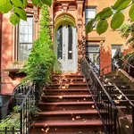 Rent 3 bedroom house in Fort Greene