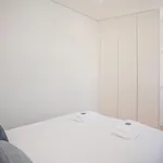 Rent 2 bedroom apartment in Porto