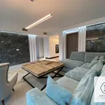 Rent 3 bedroom apartment of 110 m² in Vouliagmeni